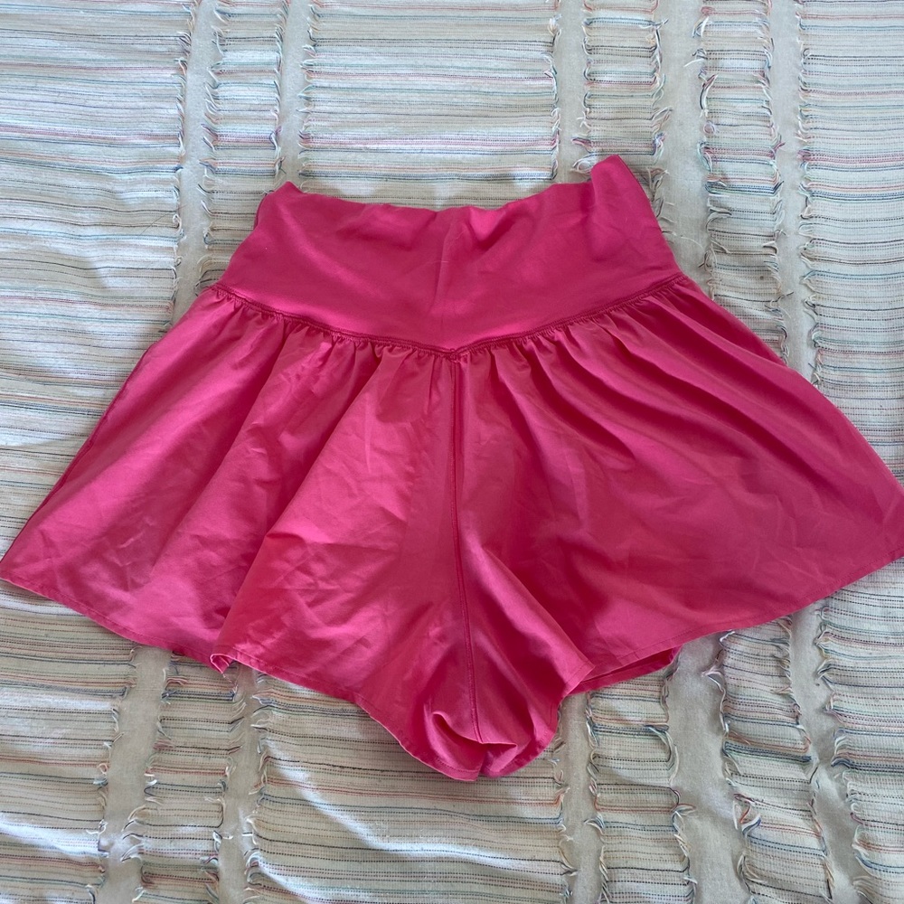 Arie crossover shorts